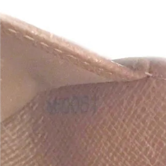 ❌SOLD❌Auth Vintage LV Compact Wallet - Picture 6 of 9